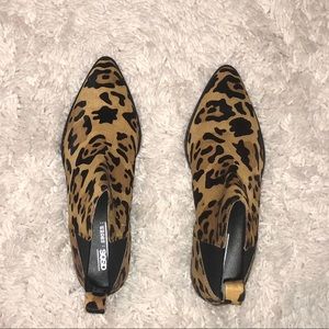 NEW Leopard Print Chelsea Boot